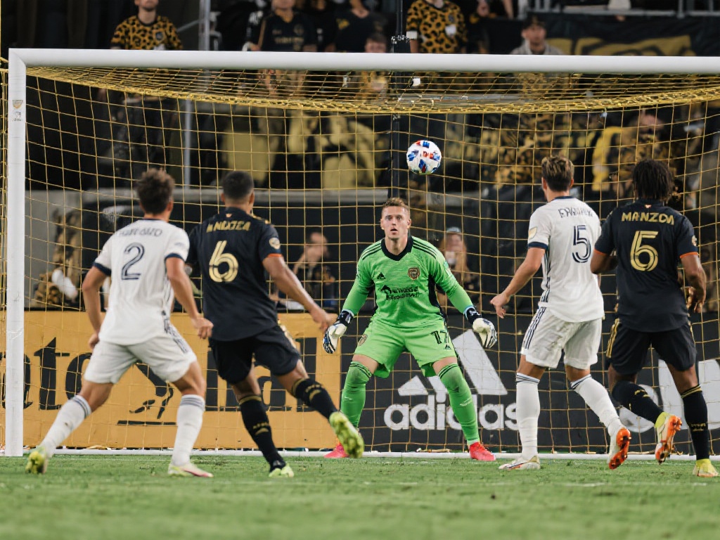 他在决赛中 他在决赛中